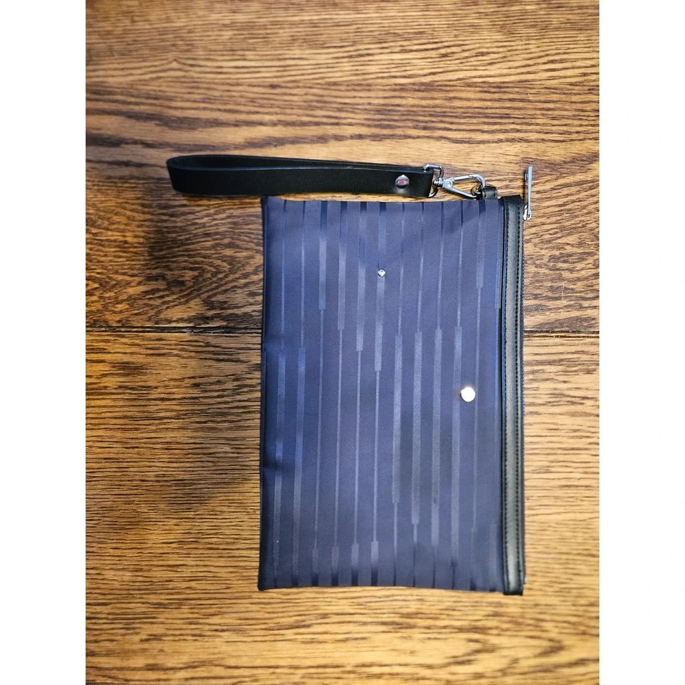 Lufthansa First Class Travel Documents‎ Bag